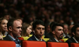 (g à d) Chris Froome, Egan Bernal et Julian Alaphilippe lors de la présentation officielle du Tour de France, le 15 octobre 2019 à Paris 