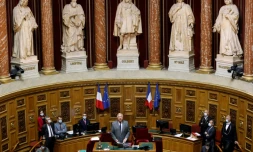 Le président du Sénat français Gérard Larcher (c) le 1er octobre 2020 lors d'une séance au palais du Luxembourg, à Paris