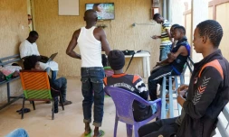 Des réfugiés en provenance de Libye dans un centre de transit, le 29 mars 2017 à Niamey, au Niger