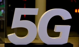 La nouvelle génération de réseaux mobiles 5G en cours de déploiement ne présente "pas de risques nouveaux" pour la santé, au vu des données actuellement disponibles, a estimé mardi l'Agence nationale de sécurité sanitaire (Anses)
