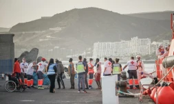 Des migrants secourus par les garde-côtes espagnols sur l'île de la Grande Canarie, le 10 juillet 2023
