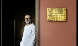 Photo fournie par l"Osteria Francescana", le 14 juin 2016, du chef italien Massimo Bottura