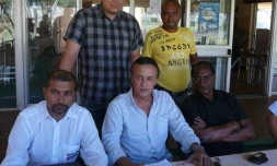 Le FOR, front des ondes réunionnaises contre le nouveau plan de fréquences, le 5 mai 2011 (photo Marine Veith)