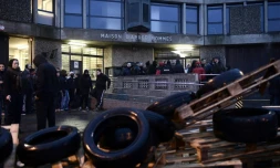 Photo d'archives d'un rassemblement de gardiens devant la prison de Fleury-Mérogis le 22 janvier 2018