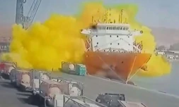 Capture d'image de la télévision d'Etat al-Mamlaka montrant la dispersion de chlore après la chute d'un conteneur au port d'Aqaba, le 27 juin 2022 en Jordanie