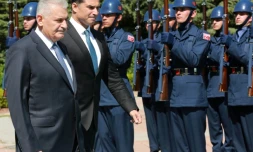 Le Premier ministre turc Binali Yildirim et le Premier ministre chypriote turc Huseyin Ozgurgun le 26 juillet 2016 Ă Ankara