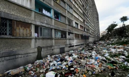 Devant une barre de la cité des Kalliste, dans le 15e arrondissement de Marseille
