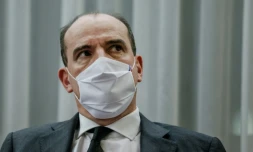 Le Premier ministre Jean Castex participe à une réunion à Evry, le 9 décembre 2020