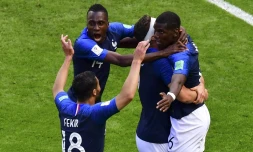 La France délivrée après son deuxième but face à l'Australie mais au terme d'un match médiocre de sa part, le 16 juin 2018 à Kazan  