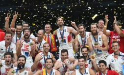 L'équipe d'Espagne de basket sacrée championne d'Europe face à la Lituanie à Villeneuve-d'Ascq, le 20 septembre 2015