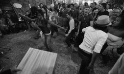 Vendredi 11 Juin 2011
Maloya sur le stand de l'association Simangavol