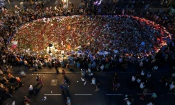 Manifestation contre la violence jihadiste à Barcelone, en Espagne, le 26 août 2017 après les attentats meurtriers