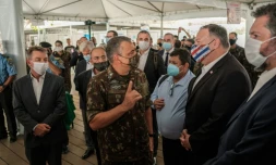 Le secrétaire d'Etat Mike Pompeo le 18 septembre 2020 à Boa Vista au Brésil, où il s'est rendu dans un centre d'aide des réfugiés vénézuéliens