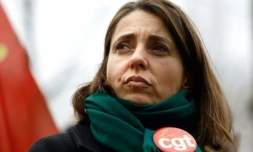La secrétaire générale de la Confédération générale du travail (CGT) Sophie Binet lors d'une manifestation des salariés de Renault-Stellantis à Paris, le 4 février 2025