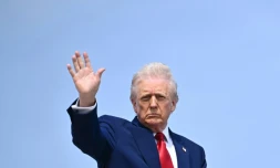 Donald Trump au moment d'embarquer à bord d'Air Force One, à la base aérienne Andrews près de Washington, le 3 avril 2025