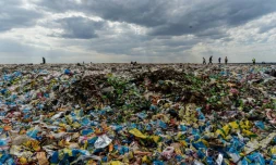 Une décharge publique à Bulawayo, au Zimbabwe, le 2 juin 2018
