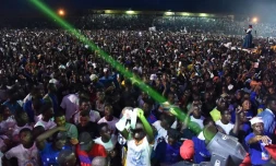 Des partisans du candidat à la présidentiel George Weah, ancienne star du football, lors d'un rassemblement à Monrovia, le 6 octobre 2017 au Liberia