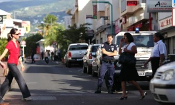 Saint-Denis - Mardi 21 juin 2011 -

Alerte à la bombe à la Poste du Carré piéton