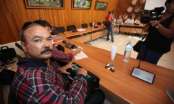 Mardi 21 juin 2011: rencontre entre les syndicats des salariés et le Medef à la direction du travail (Mounice Najafaly)