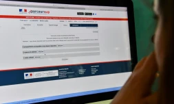 Les lycĂ©ens de Terminale et les jeunes en rĂ©orientation ont jusqu'Ă minuit mardi pour formuler leurs vœux dans Parcoursup