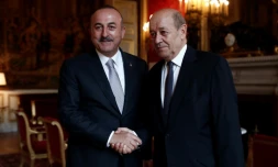 Le ministre français des Affaires étrangères, Jean-Yves Le Drian, et son homologue turc Mevlut Cavusoglu, au Quai d'Orsay, le 30 septembre 2018