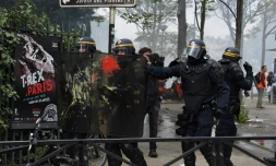 Des CRS déployés lors de la manifestation du 1er mai 2018 à Paris