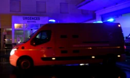 Un supporter de l'Algérie qui a perdu le contrÎle de son véhicule a fauché une famille jeudi soir à Montpellier, tuant la mÚre et blessant griÚvement son bébé, a-t-on appris auprÚs d'une source proche du dossier