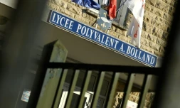 L'entrée du lycée professionnel des métiers Adrienne-Bolland à Poissy, dans les Yvelines, le 7 septembre 2023