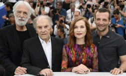 (GàD) Le réalisateur allemand Michael Haneke, les acteurs français Jean-Louis Trintignant, Isabelle Huppert et Mathieu Kassovitz, le 22 mai 2017 à Cannes