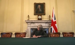 Theresa May, le 28 mars 2017, au 10 Downing Street