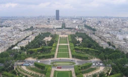 Le Champ-de-Mars à Paris (Photo Wikipédia)