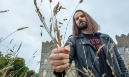 Randal Plunkett dans le domaine de son château à Dunsany (Irlande), le 13 octobre 2021