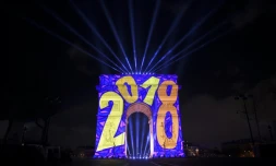 2018 célébré sur l'Arc de triomphe, aux Champs-Elyséees, le 31 décembre 2017 à Paris