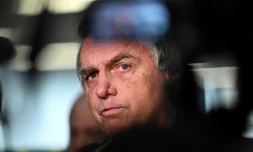 L'ex-président du Brésil Jair Bolsonaro le 29 juin 2023 à l'aéroport Santos Dumont de Rio