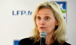 La présidente de la Ligue de football professionnel (LFP), Nathalie Boy de la Tour, en conférence de presse à Paris, le 11 novembre 2016