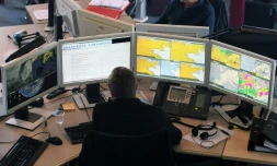 les météorologues, privés des précieuses informations transmises d'ordinaire en temps réel par les avions de ligne aujourd'hui cloués au sol par l'épidémie