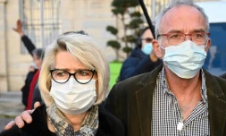 Isabelle et Jean-Pierre Fouillot devant le tribunal de Vesoul le 18 novembre 2020
