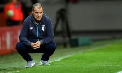 L'emblématique coach argentin de Lille Marcelo Bielsa durant la réception de Bordeaux à Villeneuve-d'Ascq, le 8 septembre 2017