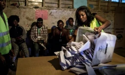 Le décompte des votes, le 8 août 2017 à Nairobi