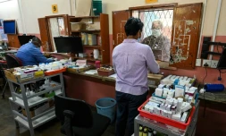 La pharmacie de l'hôpital public pour enfants Lady Ridgeway, le 21 avril 2022 à Colombo, au Sri Lanka