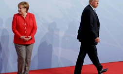 La chancelière allemande Angela Merkel et le président américain Donald Trump lors d'un sommet du G20 à Hambourg, en ALlemagne, le 7 juillet 2017
