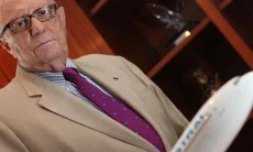 Gérard Ethève, pdg d'Air Austral