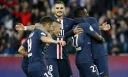 Le joueur du PSG Idrissa Gueye (2d) buteur lors de la victoire à domicile 4-0 sur Angers en 9e journée de L1 le 5 octobre 2019
