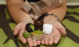 Vendredi 22 juillet 2011 - Cosmétiques naturels
(Photo Michel Désiré)