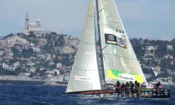 Tour de France à la voile 2011 - Le bateau &quot;Île de La Réunion - Ville du Port&quot; à Marseille