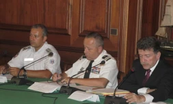 Vendredi 29 juillet 2011 - Réunion de travail avec l'ensemble des acteurs de la lutte contre les violences faites aux femmes
(Photo Michel Désiré)