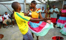 À Rodrigues, la polka, la valse, la mazurka cotoient en bonne intelligence le séga accordéon et le séga tambour
