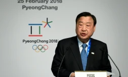 Lee Hee-beom, le président du Comité d'organisation des Jeux de Pyeongchang, donne une conférence au dernier jour de compétition, le 25 février 2018