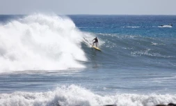Mercredi 3 août 2011 -
Surf sur le spot de la Folette au Port