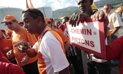 Mardi 9 Août 

Manifestation devant la centrale thermique du Port